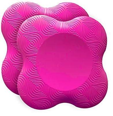 Laad afbeelding in Galerijviewer, Twee roze, bloemvormige kniebeschermers van duurzaam polyurethaanschuim bieden gestructureerde oppervlakken voor optimale gewrichtsbescherming. Ze overlappen sierlijk op een witte achtergrond, waardoor ze de perfecte Bescherm je gewrichten optimaal met antislip yoga kniebeschermers!.
