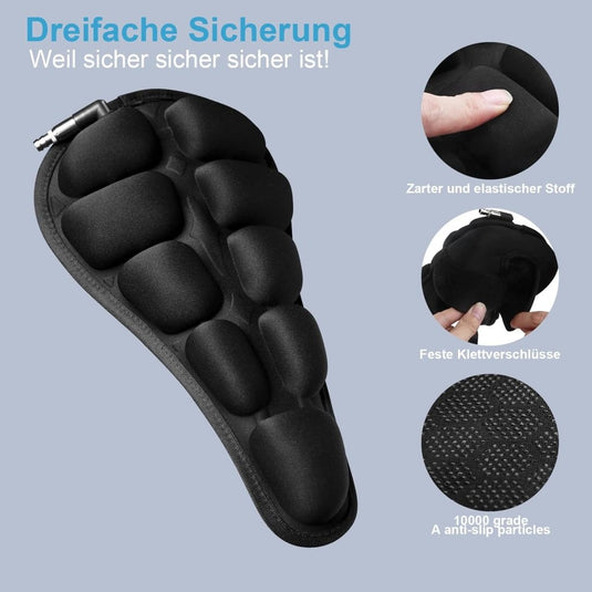Zwart gewatteerde stoelhoes met een gestructureerd oppervlak, verstelbare elastieken en snelsluitingen. De blauwe Duitse tekst benadrukt de zachtheid en veiligheid ervan. Verbeterd door SoftAirSeat-technologie voor extra comfort. Probeer de 🚴 Comfortabele fietsen zonder zadelpijn – de ultieme ergonomische fietszadelhoes!.