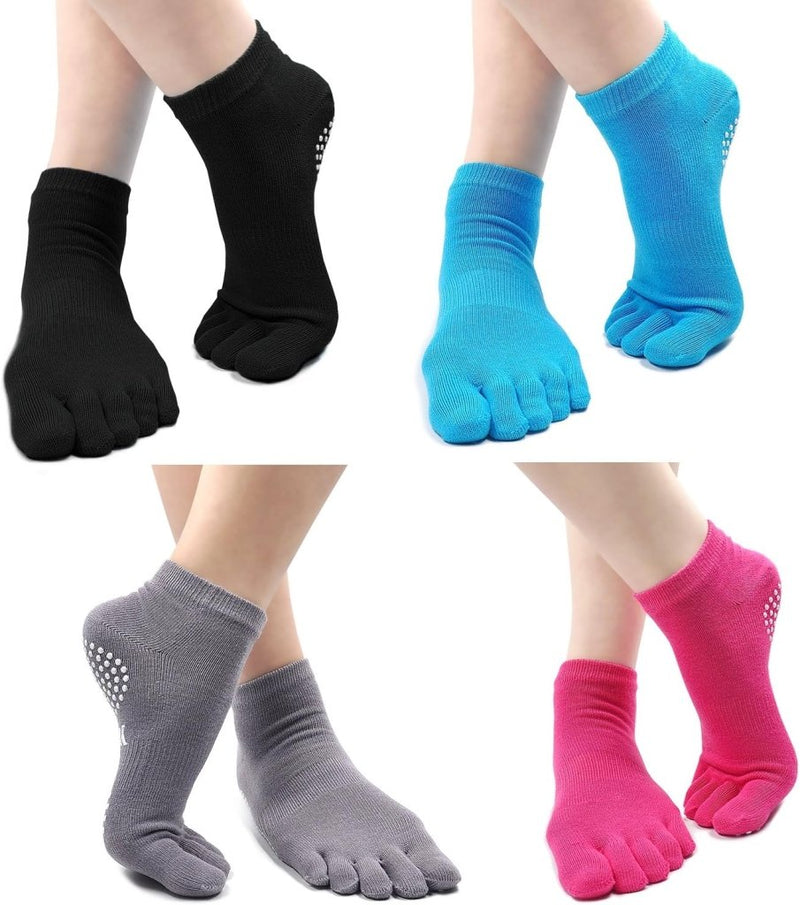 Laad afbeelding in Galerijviewer, Vier paar teensokken in zwart, blauw, grijs en roze hebben individuele teenruimtes met antislipzolen voor maximale grip. Ideaal voor antislip dames yogasokken.

