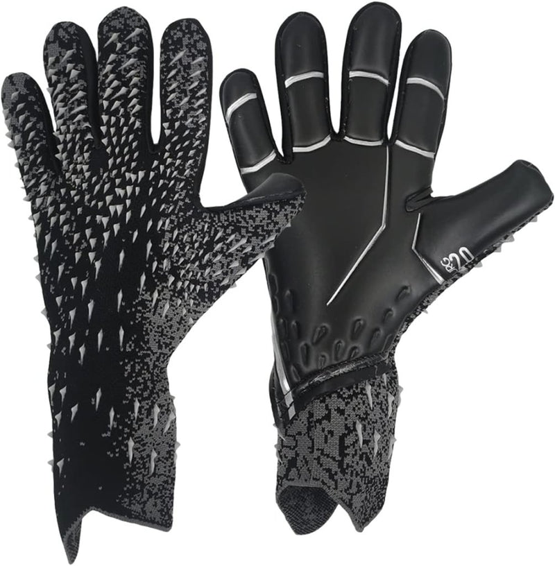 Laad afbeelding in Galerijviewer, Twee zwarte duikhandschoenen met getextureerde handpalmen, met verhoogde rubberen spikes voor superieure grip en bescherming. Het uitstekende ontwerp zorgt voor comfort tijdens intensief gebruik, vergelijkbaar met onze premium voetbal goalkeeper handschoenen!.
