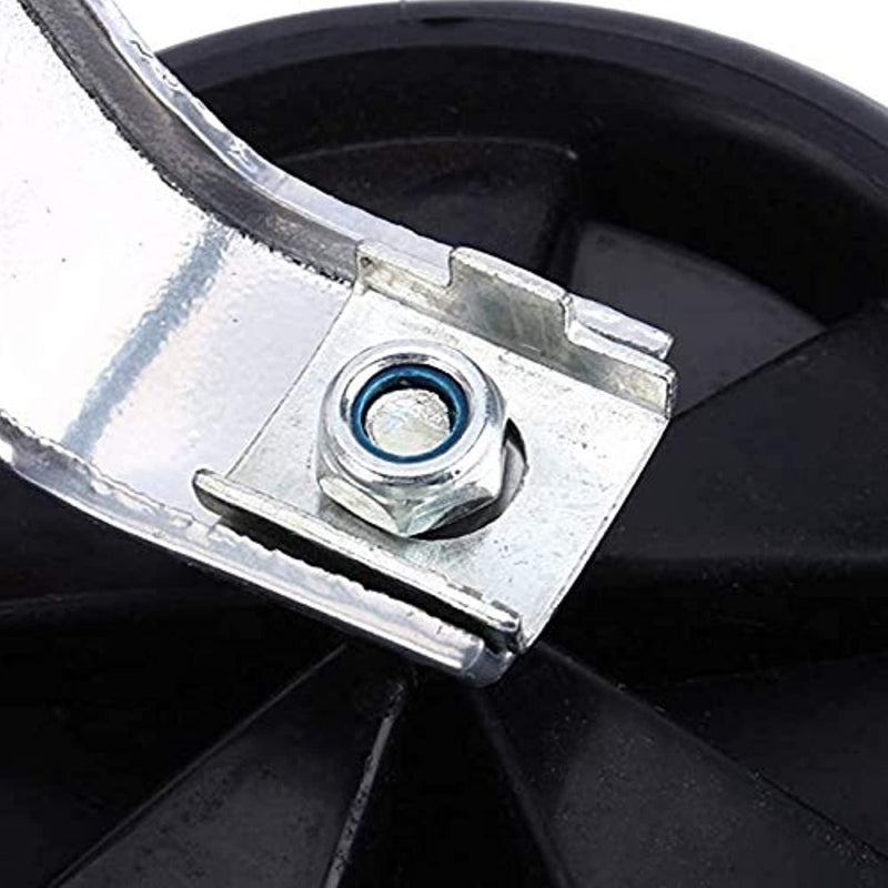 Laad afbeelding in Galerijviewer, Close-up van een metalen beugel met een bout en moer waarmee een wiel met een zwarte velg wordt vastgezet, uit het product &quot;Zijwieltjes voor kinderfietsen: De veilige start van hun fietsplezier!&quot;, waardoor veiligheid gegarandeerd is.

