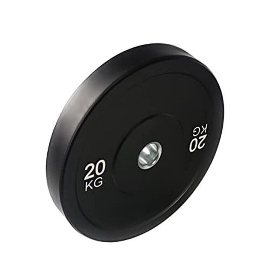 De "Verbeter je fitnessprestaties met de olympische bumper plates" bestaat uit een zwarte halterschijf van 20 kg gemaakt van duurzaam rubber, met witte letters en een centraal gat voor een halter.