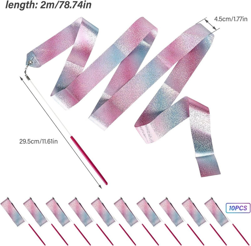 Laad afbeelding in Galerijviewer, Het product &quot;Dansbanden voor kinderen: De ultieme manier om je dansroutines naar een hoger niveau te tillen&quot; bestaat uit een 2 meter lang, 4,5 cm breed lint met roze, blauw en wit verloop, gemaakt van lichtgewicht polyester voor ritmische sportgymnastiekroutines. De afbeelding toont 10 linten, elk met een rood en wit staafje.
