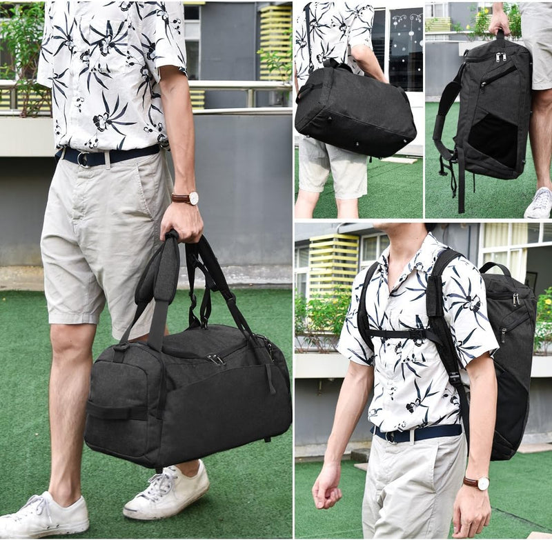 Laad afbeelding in Galerijviewer, Een man in een gebloemd shirt en korte broek wordt getoond met &quot;De sporttas die je leven maakt praktisch&quot;, een veelzijdige waterdichte tas die zowel als sporttas als als rugzak kan worden gebruikt voor verschillende buitenomgevingen.
