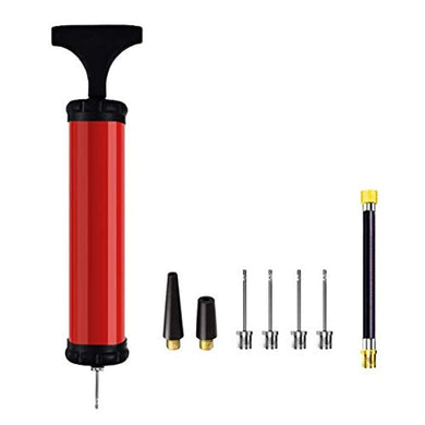 Een rode, milieuvriendelijke handpomp met een zwart handvat, veelzijdige mondstukopzetstukken, drie naalden, twee adapters en een slang, bekend als 