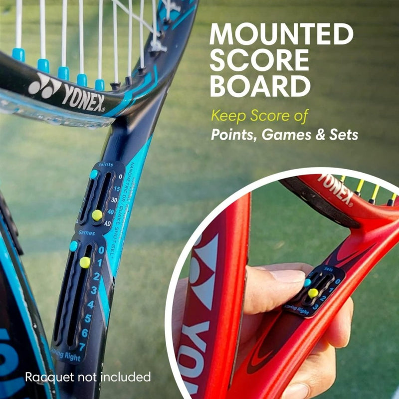 Laad afbeelding in Galerijviewer, Close-up van tennisrackets met gemonteerd, ITF-conform Draagbaar tennis scorebord, met een universeel montagesysteem voor het bijhouden van punten, games en sets. Racket niet inbegrepen.
