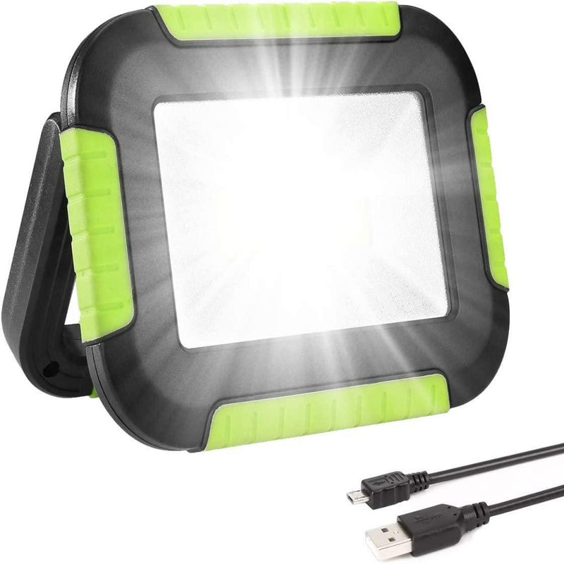 Laad afbeelding in Galerijviewer, De Draagbare campinglamp is een krachtige, duurzame en multifunctionele draagbare LED-werklamp met een groene en zwarte behuizing. Hij geeft een helderwitte gloed, heeft een lange batterijduur, wordt geleverd met een USB-oplaadkabel en is perfect voor gebruik onderweg.
