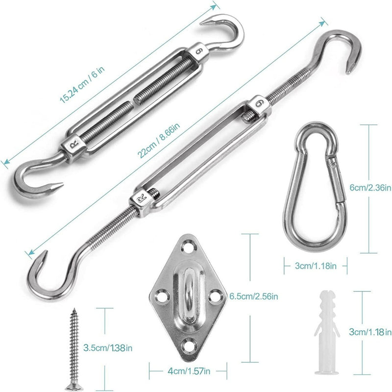 Laad afbeelding in Galerijviewer, De set &quot;Verleiding in de schaduw&quot; voor zonnezeil installatie bevat turnbuckles, haken, platen, schroeven en een karabijnhaak-stijl clip gemaakt van roestvrij staal. De set wordt getoond op een witte achtergrond met afmetingen in centimeters en inches.
