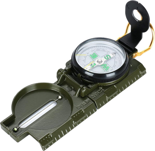Het Marskompas, het onmisbare hulpmiddel voor avontuurlijke wandelaars, is een lichtgewicht groen kompas in militaire stijl met een duidelijk draaibare wijzerplaat en richtmechanisme, met een zijliniaal en een opvouwbare richtlens voor draagbare nauwkeurigheid.
