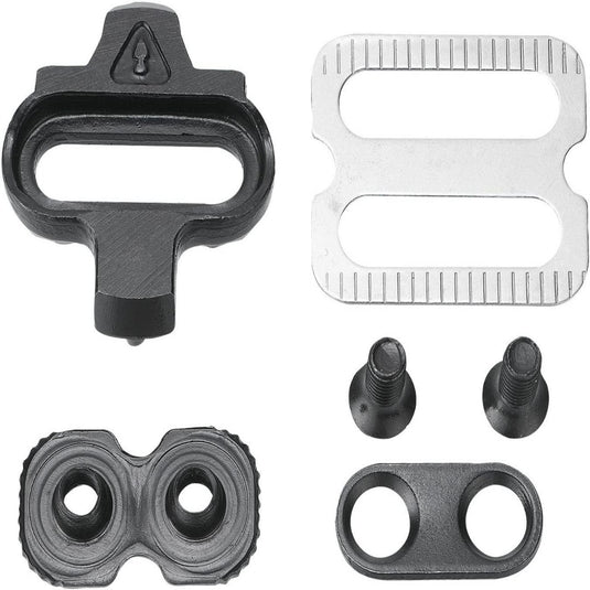 De SPD pedalen kit bevat een zwarte schoenplaat, twee bouten, een metalen achterplaat en een ovale afstandhouder op wit. Perfect afgestemd op Shimano Pedaling Dynamics, ideaal voor fietsers die op zoek zijn naar betrouwbaarheid. Productnaam: "SPD pedalen: de veelzijdige en veilige optie voor elke fietser.