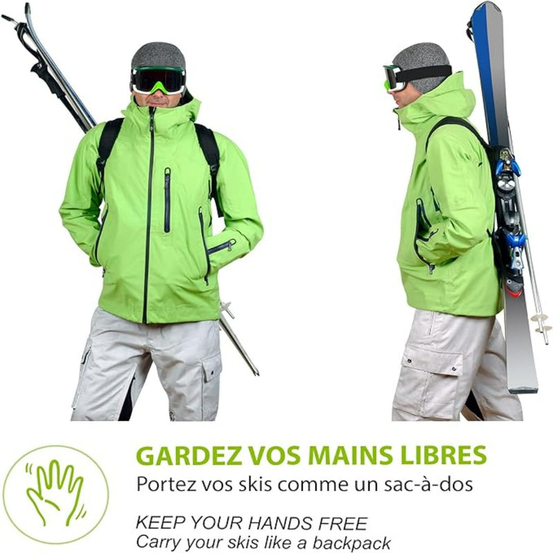 Laad afbeelding in Galerijviewer, Een persoon in een groene jas gebruikt de Skiback om ski&#39;s als een rugzak te dragen, terwijl hij een veiligheidsbril en een helm draagt. Het product &quot;Skiën zonder je handen te gebruiken? Met de skiback is het mogelijk!&quot; stelt handenvrij skiën voor voor handig, compact skiën met vrije handen.
